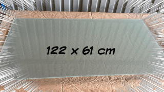  Üveg 122 x 61 x 0.8 cm, tejüveg
